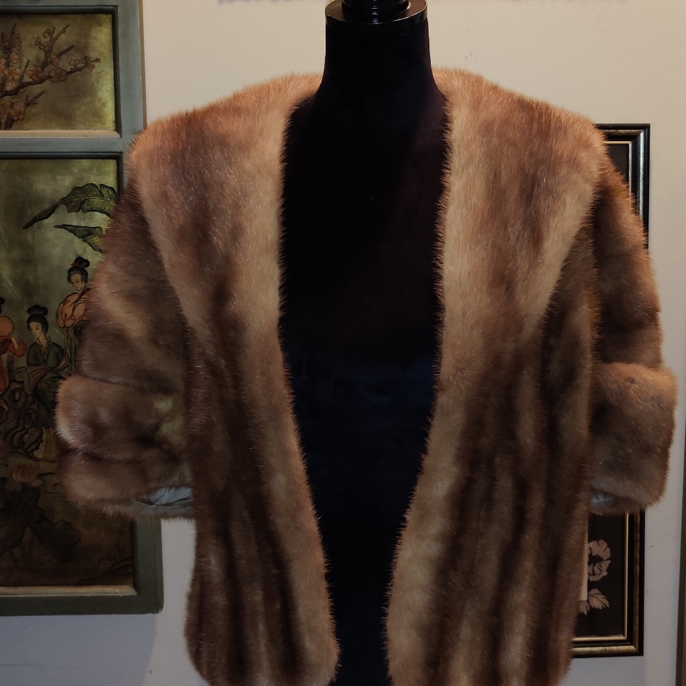 Vintage 60s Rappold Co.  Fur Cape